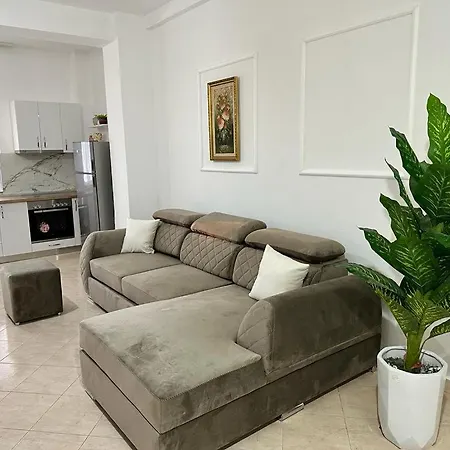 Apartment Victorias Tirana
